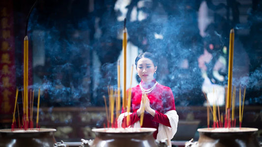 How Incense Can Help You Attract Good Luck in 2025